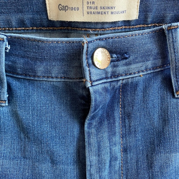 Gap Stretchy Jegging Jeans - Picture 2 of 5